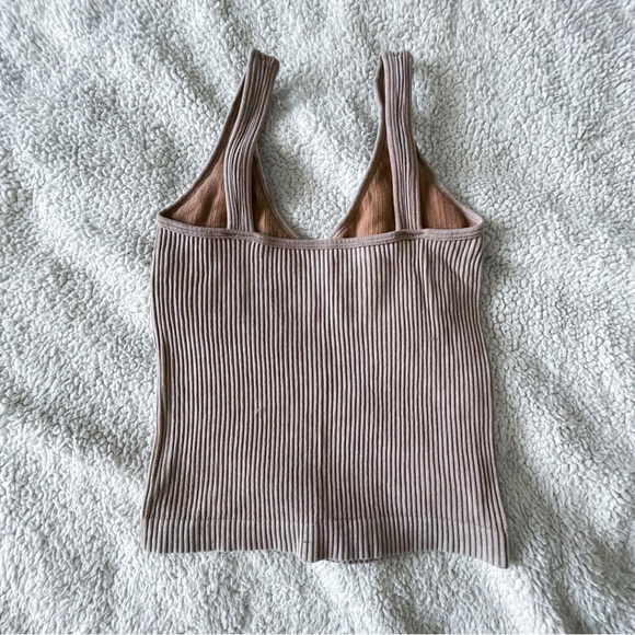 2 Ribbed Tank Tops - Picture 3 of 5